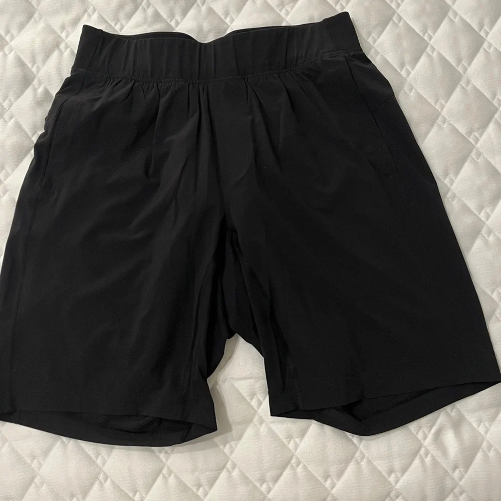 Lululemon Cicyling Shirt & Paded Shorts - Picture 4 of 6